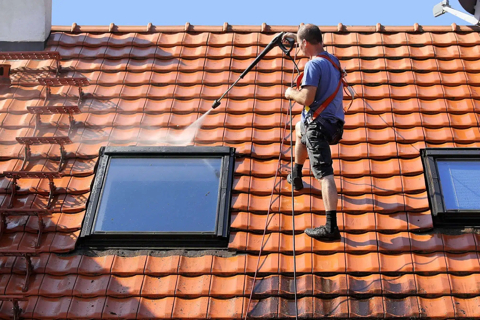 Arbeiten auf dem Dach – Ein unterschätztes Risiko